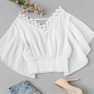 Romwe Crop Top Bell Sleeve, Flower Detailing, Size Large, White Blouse NWOT